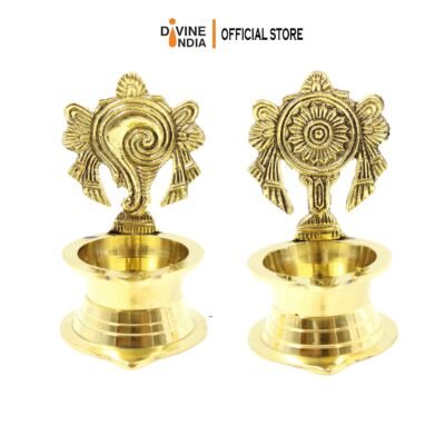 New Brass Sangu Chakra Villaku | Oil Lamp | Indian Prayer & Deepavali Deco