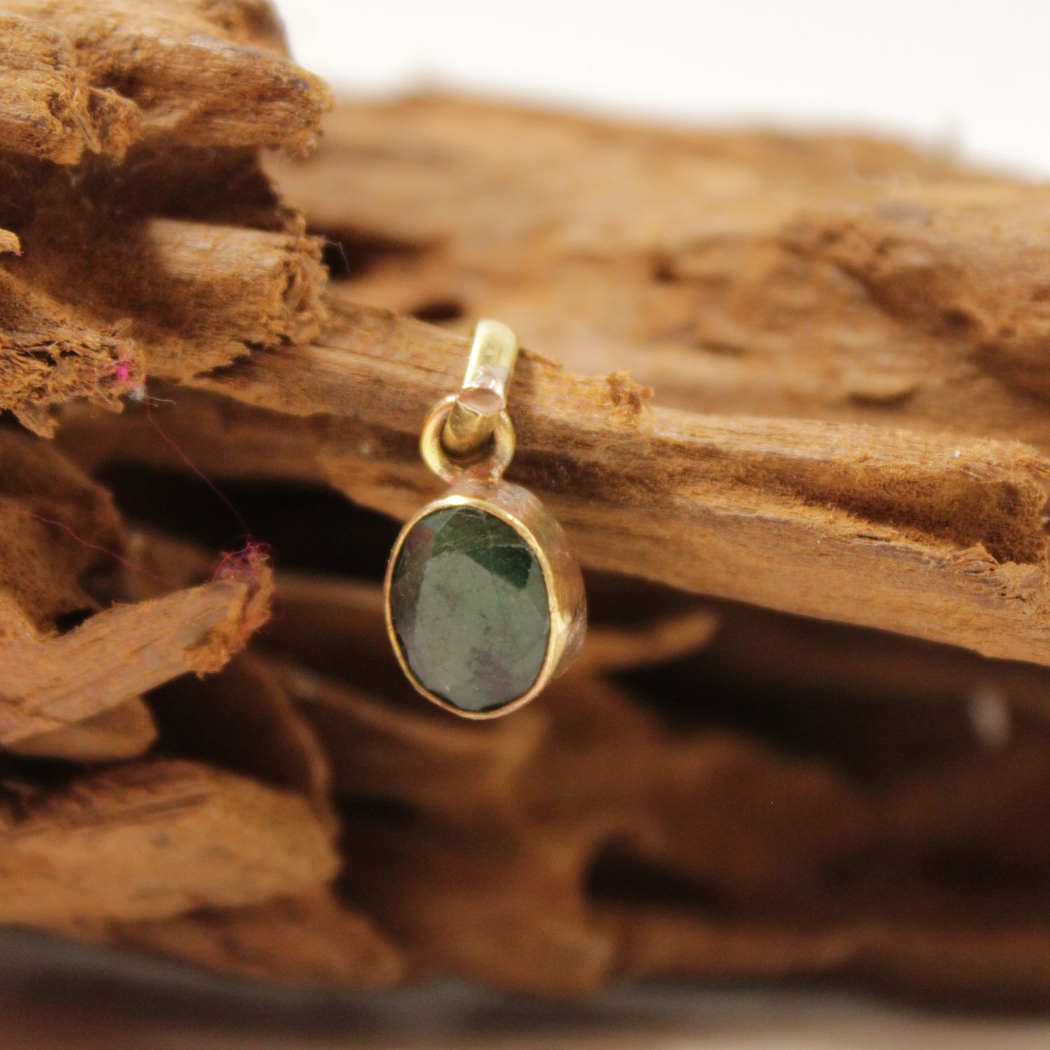 Panna | Certifed Natural Emerald Stone | Panna Green stone Pendant in 5 Metals - Zamrud - Image 4